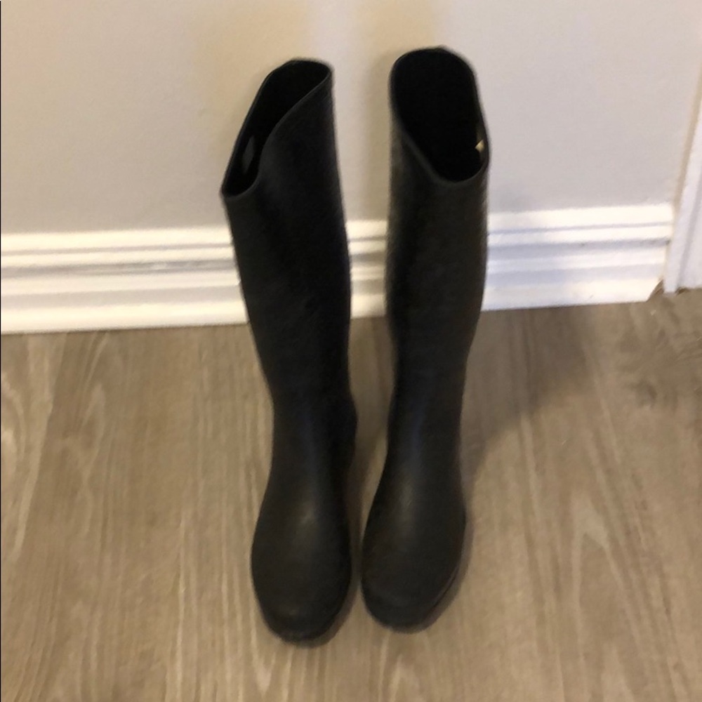 Ugg rain boot